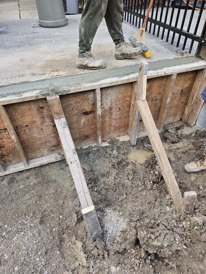 Read more about the article Stop Over-Ordering Concrete on Small Jobs — Protect Your Budget with On‑Site Mixing